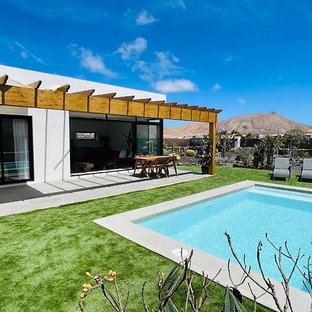 Bungalow + Piscina Independiente La Oliva Ngoại thất bức ảnh